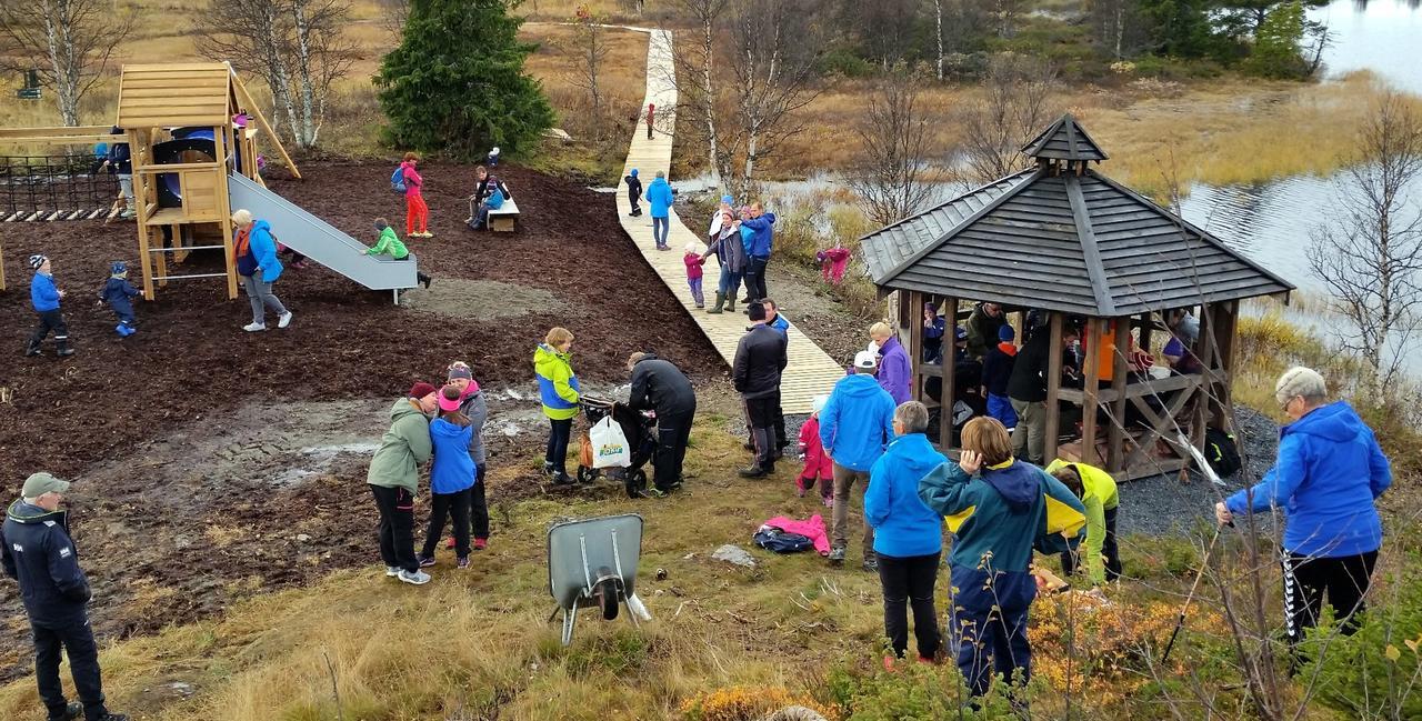 Gomobu Fjellstue 호텔 론 외부 사진