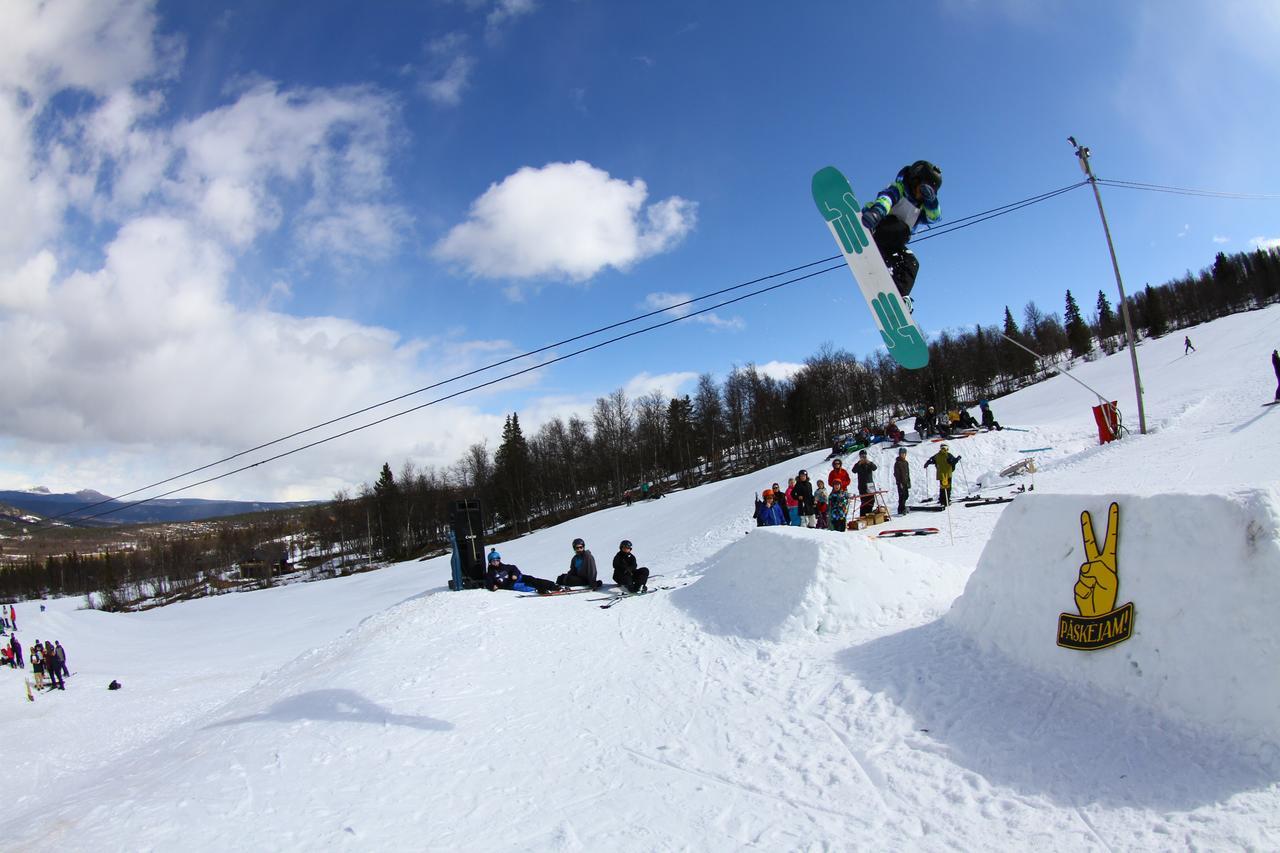 Gomobu Fjellstue 호텔 론 외부 사진